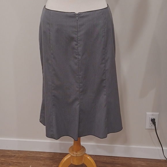 Tristan Pinstripe A Line Flare Hem Skirt- Sz. 8 - Picture 7 of 8